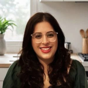 Laura Okhovat